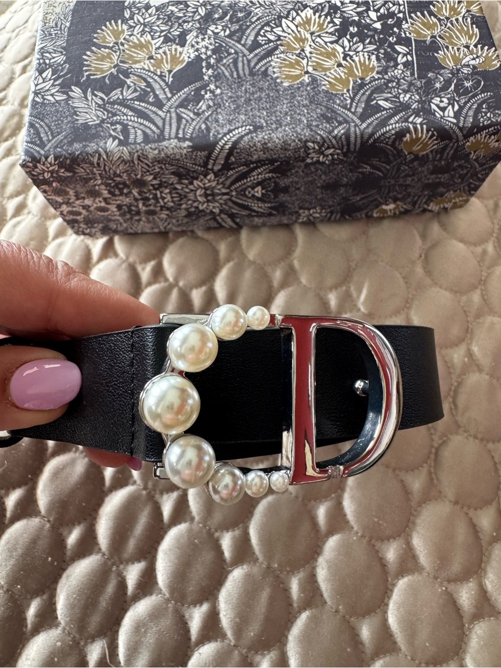 Women CD Pearl-Embellished-Silver Black Leather Belt with box Dior - Picture 5 of 11